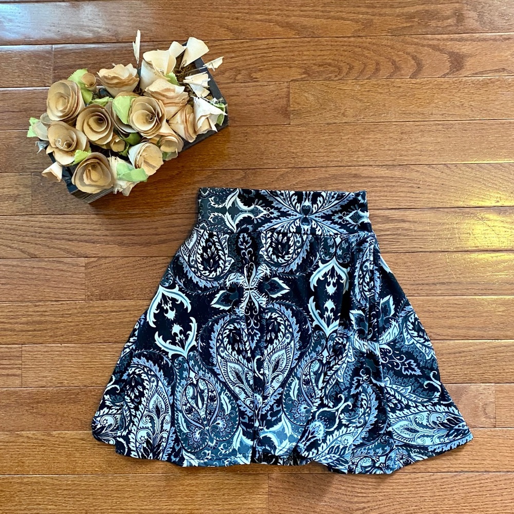 LulaRoe | Girls Azure Skirt